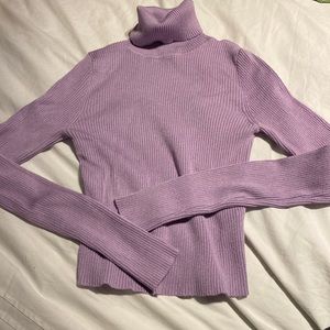 Lilac turtleneck
